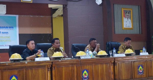 Temui Pj Bupati Jeneponto, Puluhan Guru Honorer Status-P Curhat Kelanjutan Nasib di Seleksi ASN PPPK