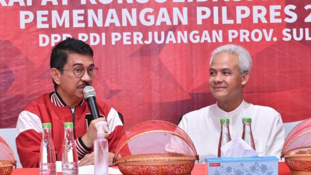  Ketua DPD PDIP Sulsel, Ridwan Andi Wittiri (ARW) bersama Capres 03 Ganjar Pranowo. Foto: dok
