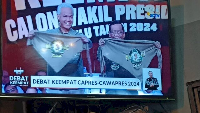 Penampilan debat keempat Paslon 03. Foto: harian.news/sinta