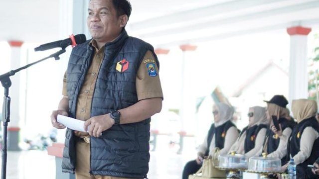 PJ Bupati Jeneponto Junaedi Bakri saat saat apel siaga di pastur. Foto: dok Humas Kominfo Jeneponto