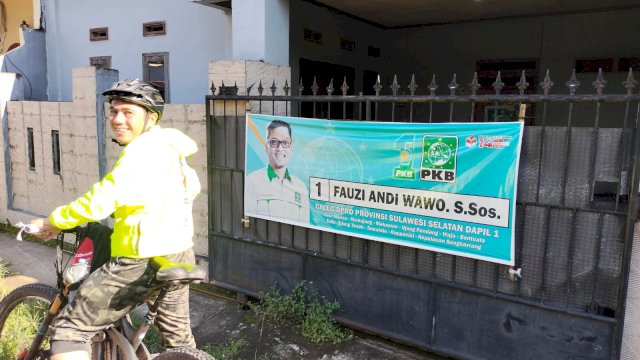 Deng Ical Rutin Bersepeda Sapa Warga di Makassar