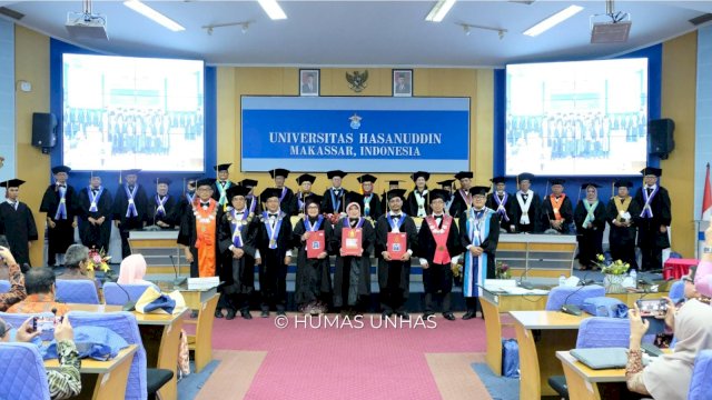 Unhas Kukuhkan Tiga Professor Baru dari Fakultas Ilmu Kelautan dan Perikanan