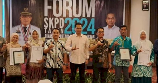 Pengunjung Terbanyak, Sekolah Ini Diganjar Penghargaan Oleh Dinas Perpusatakaan Makassar