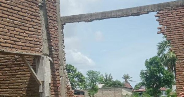 Dibangun Sejak 2022 dan tak Kunjung Selesai, Pengerjaan Kantor Lurah Tolo Barat Diduga Terbengkalai