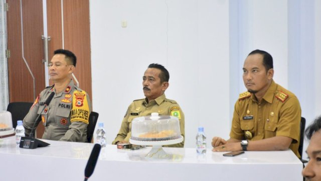 Rapat Koordinasi Pengendalian Inflasi Kabupaten Sinjai, di Command Center, Senin (5/2/2024). Foto: harian.news/bagoes