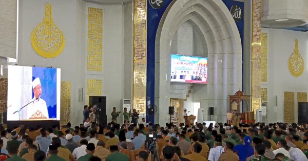 Di depan Jajaran Pemerintah Sulsel dan Makassar, Ustad Das&#8217;ad: Politik Jangan Baper