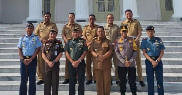 Bertemu Jokowi, Pj Gubernur Bahtiar Bahas Konsep Pembangunan Makassar dan Sekitarnya