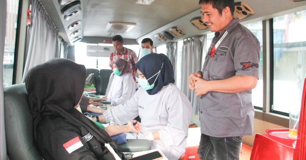 PMI Panakkukang Aktif Gelar Donor Darah, Deng Ical Beri Jempol: Paling Rajin Donor Darah