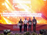 Dispar Makassar Raih Penghargaan SKPD Perencanaan Program Terbaik