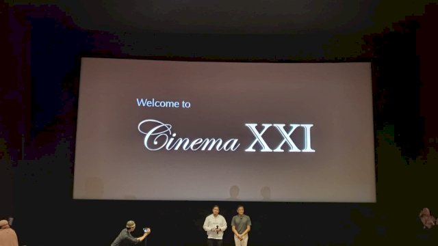 Aktris Donny Damara dan Founder PPA Intitute menyapa penonton usai screening film PPC. Foto: harian.news/sinta