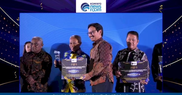 Peringkat 1 Kontribusi Konten Audio Visual, Diskominfo Pangkep Raih Penghargaan AMC 2024