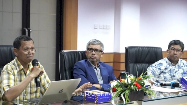 Sosialisasi Informasi Publik dan Persiapan Pengisian Kuesioner Pejabat Pengelola Informasi dan Dokumentasi (PPID) 2024 di Aula LPMPP, Jumat (8/3/2024). Foto: HN/Rasak