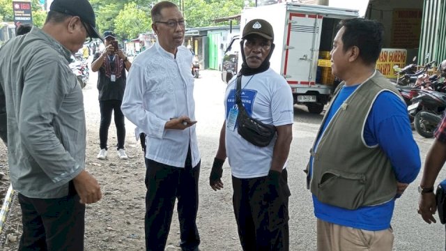 Peninjauan lokasi parkir yang dikerjasamakan Perumda PArkir Makassar Raya bersama RS Bhayangkara Makassar. Foto: dok