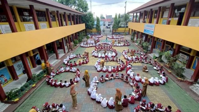 Gerakan SERASI SD Inpres Benteng No. 62 Kepulauan Selayar. Foto: dok