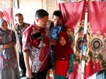 Nuraeni, Siswa Viral yang Gendong Adik ke Sekolah Dapat Perhatian dari Pemkab Sinjai