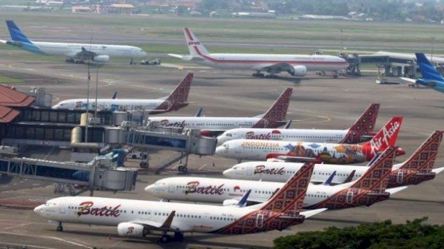 TIKET. KPPU beri peringatan tujuh askapai penerbangan untuk tidak menaikkan harga tiket pesawar jelang lebaran. (Foto: Humas KPPU)