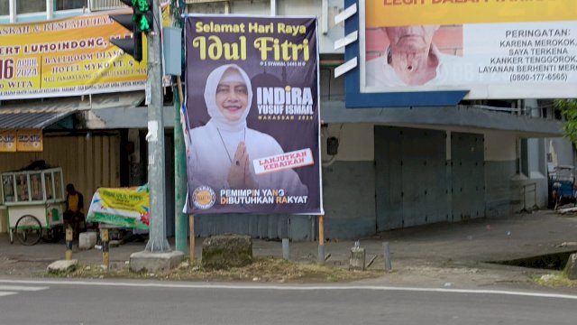 Spanduk ucapan Idulfitri Indira Jusuf Ismail. Foto: HN/Sinta