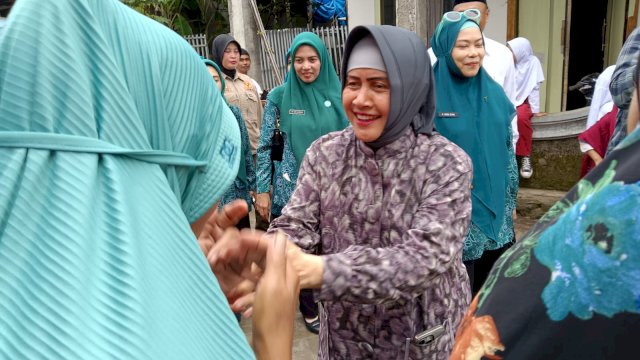 Indira Jusuf Ismail saat berkunjung ke Tanjung Merdeka. Foto: HN/Sinta