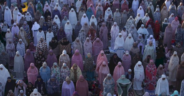 Idulfitri 1445 H, Pelindo Group akan Gelar Salat Ied Bersama di Area Pelabuhan Makassar