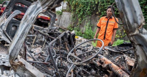 Heboh Kecelakaan “Contraflow Maut” Tol Japek KM 58: 12 Korban Tewas Terbakar