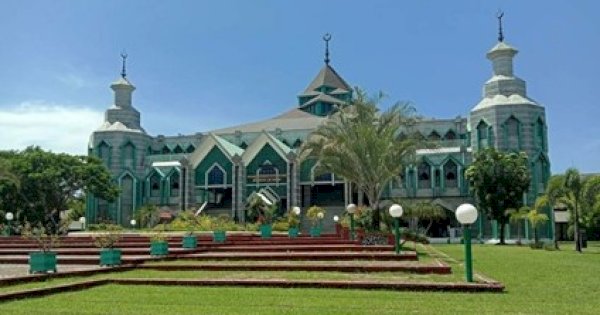 Masjid Al Markaz Siapkan 1.000 Porsi Sahur dan 1.200 Porsi Buka Puasa