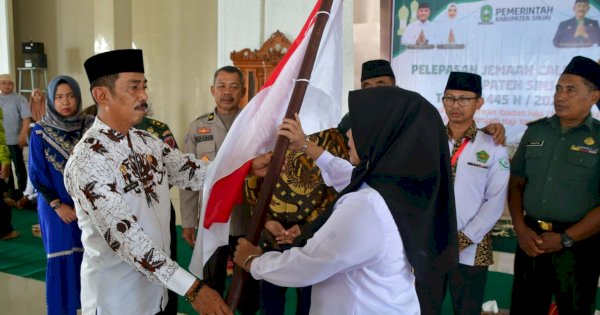 Sekda Sinjai Lepas 240 Jemaah Calon Haji
