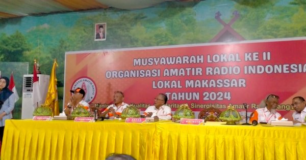 Wakili Danny, Kadis Kominfo Makassar Buka Musyawarah Orari di Gedung Kuning