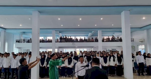 Ketua KPU Sinjai Lantik 240 Anggota PPS untuk Pilkada Serentak 2024