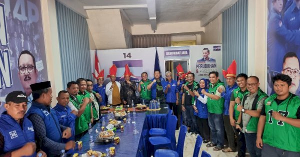 Aura Kembalikan Formulir Bacakada di Demokrat, Rivalitas di Pilkada Gowa Kian Nampak