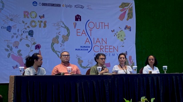 Sutradara ternama Riri Riza (tengah) dalam pers conference persiapan SEAScreen Academy 2024. Foto: HN/Sinta