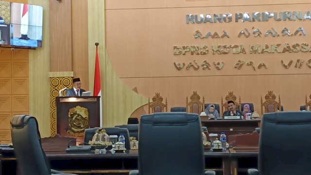Wali Kota Makassar Mohammad Ramdhan Pomanto saat membacakan RPJMD di rapat paripurna. Foto: HN/Sinta