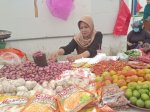 Pedagang Pasar di Makassar Keluhkan Harga Bawang yang Terus Melonjak