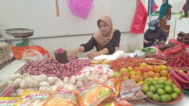 Suasana pedagang di pasar, foto: HN/Sinta