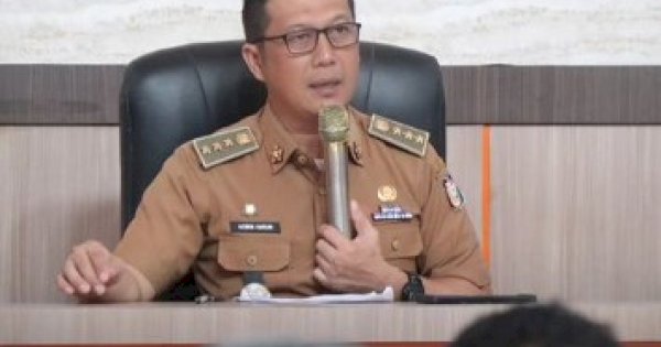 Lakukan Pengarahan Langsung, Camat Mariso Kumpulkan Petugas Kebersihan Kecamatan