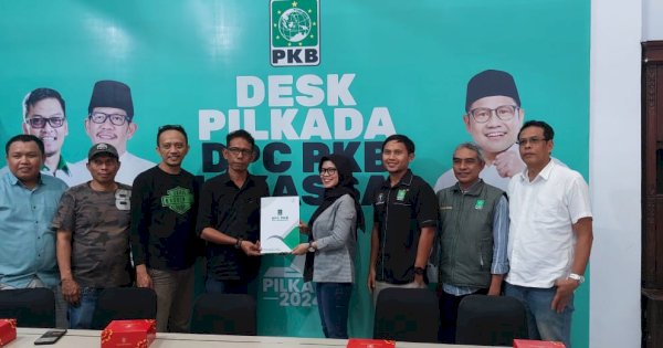 Daftar di PKB, Irwan Adnan ‘Pakintaki’ Serius Bidik Pilwakot Makassar