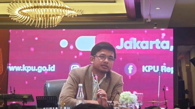 Komisioner KPU RI Idham Holik ||Foto:Instagram@idhamholik