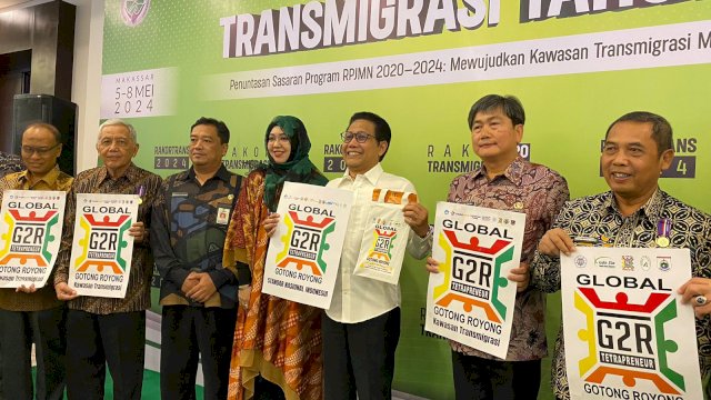 Menteri Desa PDTT Prof Abdul Halim (Tengah baju putih) saat hadiri RPJMN di Hotel Four Point Makassar. (Foto: Gita/HN)