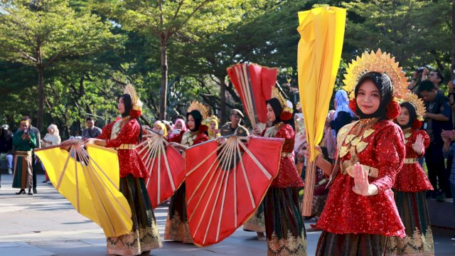 Suasana upacara Hardiknas di Makassar. (Foto: Humas Pemkot Makassar)