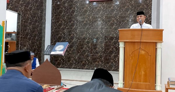 Pj. Bupati Sinjai Safari Ramadan di Sinjai Barat