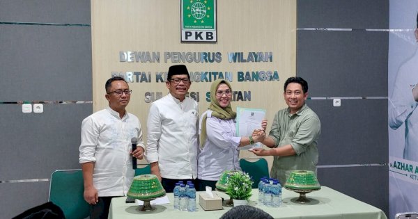 Andi Ina Terima Rekomendasi PKB Bertarung di Pilkad Barru, Azhar Arsyad: Menangkan