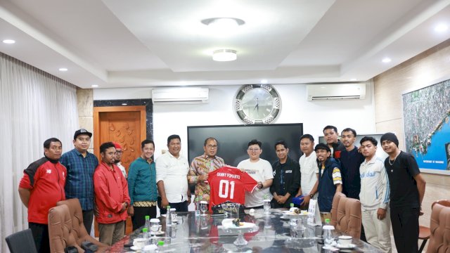 Danny Pomanto Ingatkan Suporter dan Masyarakat Kawal Pembangunan Stadion Makassar