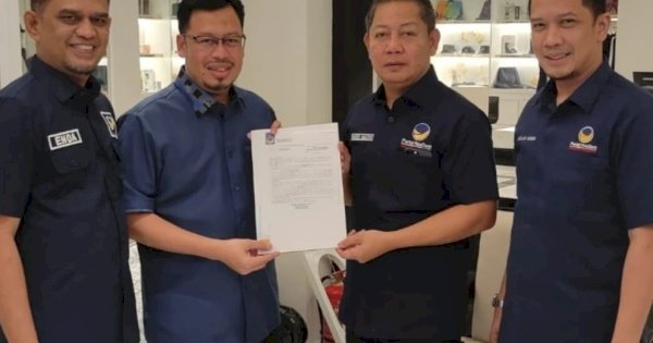 Dukungan ‘AMIN’ Menular: Nasdem Serahkan Rekomendasi ke Muzayyin di Sinjai