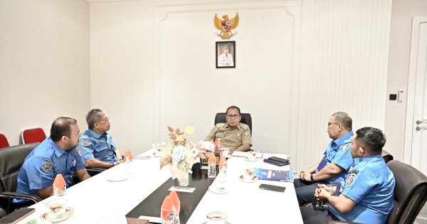 Makassar Tuan Rumah Porpamnas, Danny Pesan ke Dirut PDAM Makassar: Buat Tamu Nyaman dan Betah