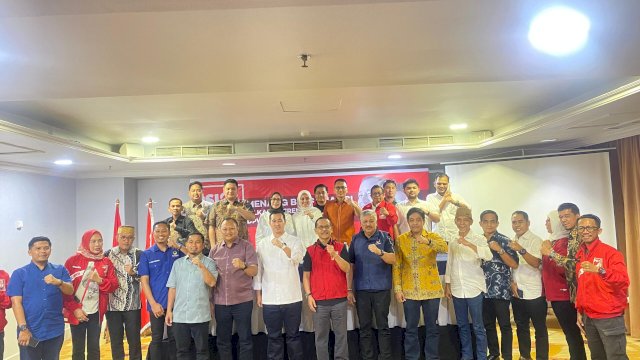 18 Cakada NasDem Kembalikan Formulir di PSI Sulsel