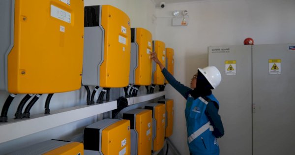 Resmi Beroperasi, Teknologi PLTS Milik PLN di Selayar Mampu Kurangi 715 Ton Emisi Karbon