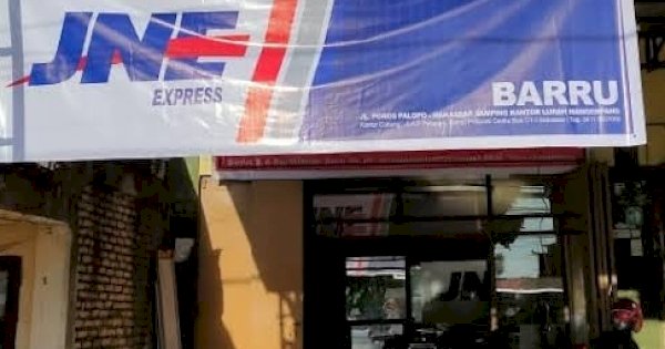 Lebih Strategis, JNE Barru Pindah Kantor di Jalan Poros dan Siapkan Pickup Gratis