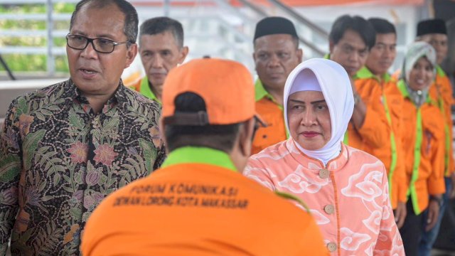 Kerua TP PKK Makassar Indira Jusuf Ismail bersama Wali Kota Makassar Moh Ramdhan Pomanto dan pengukuhan Dewan Lorong Makassar. Foto: HN/Sinta