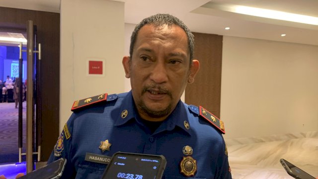 Kepala Dinas Pemadam Kebakaran Makassar, Hasanuddin. Foto: HN/Sinta
