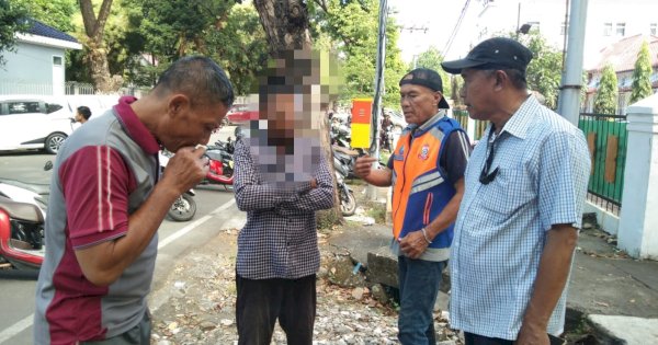 TRC Perumda Parkir Makassar Tindaki Jukir Liar di Jalan Sudirman