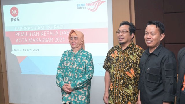 Indira Yusuf Ismail jalani tahapan wawancara oeh tim penjaringan PKS Sulsel. (Foto: Sinta/HN).